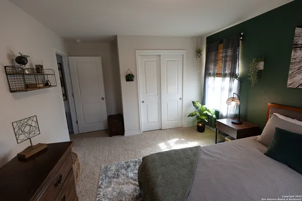 $2,400 | 5015 Dancing Gopher, San Antonio, TX 78261