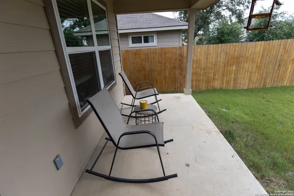 $2,400 | 5015 Dancing Gopher, San Antonio, TX 78261