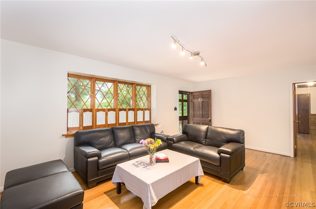 2307 Cranbrook Road Henrico, VA 23229 - Photo 8 of 18 a living room with furniture and a large window