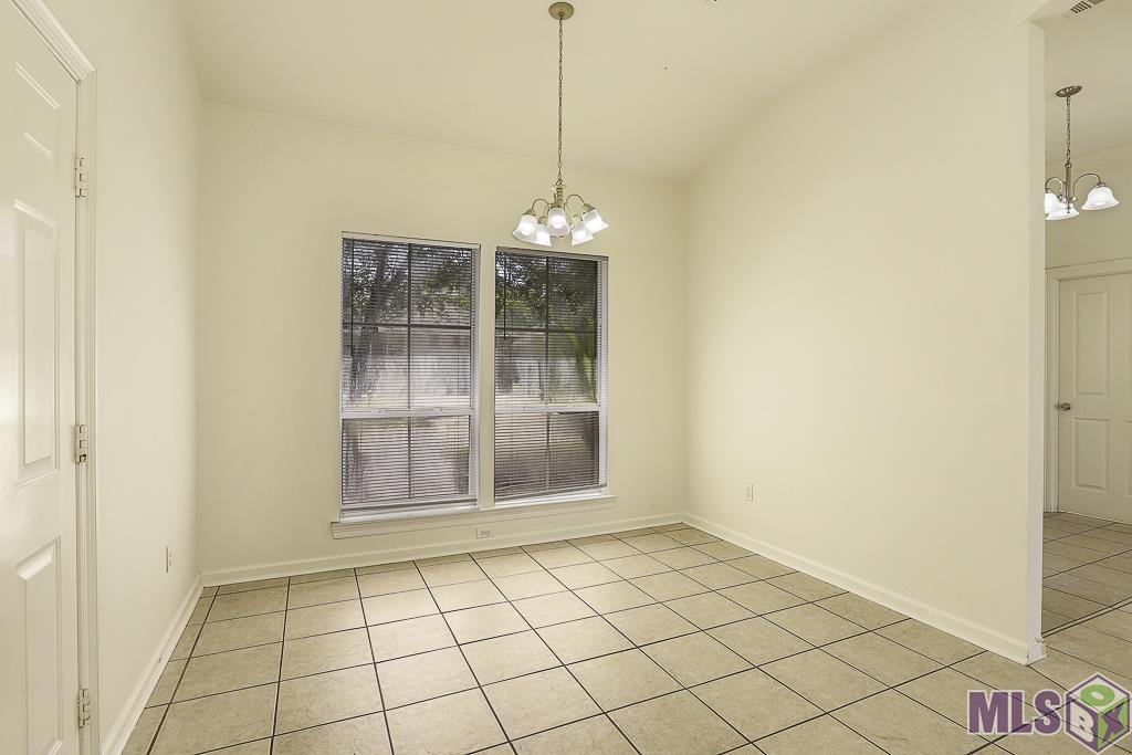 212 Springhaven Drive Baton Rouge, LA 70810 - Photo 4 of 18
