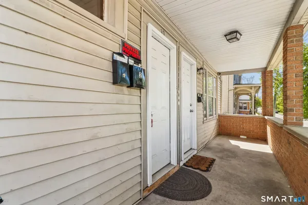 $2,000 | 39 Grand Street, Unit 3, Middletown, CT 06457