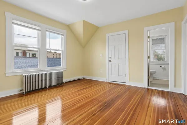 $2,000 | 39 Grand Street, Unit 3, Middletown, CT 06457