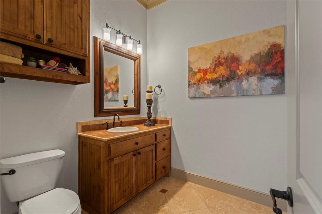 6804 Peter's Path Colleyville, TX 76034 - Photo 25 of 40 bedroom 1 en suite bath