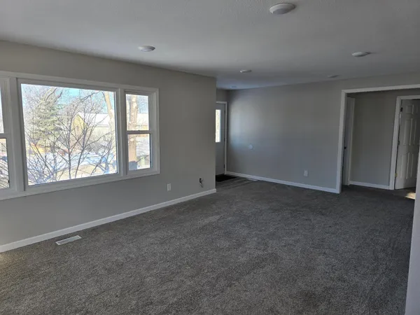 $299,900 | 421 West Avenue, Detroit Lakes, MN 56501