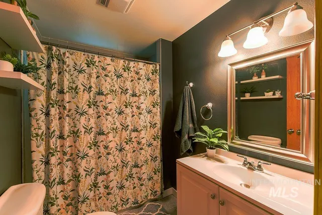 $815,000 | 1028 Border Lane, Moscow, ID 83843