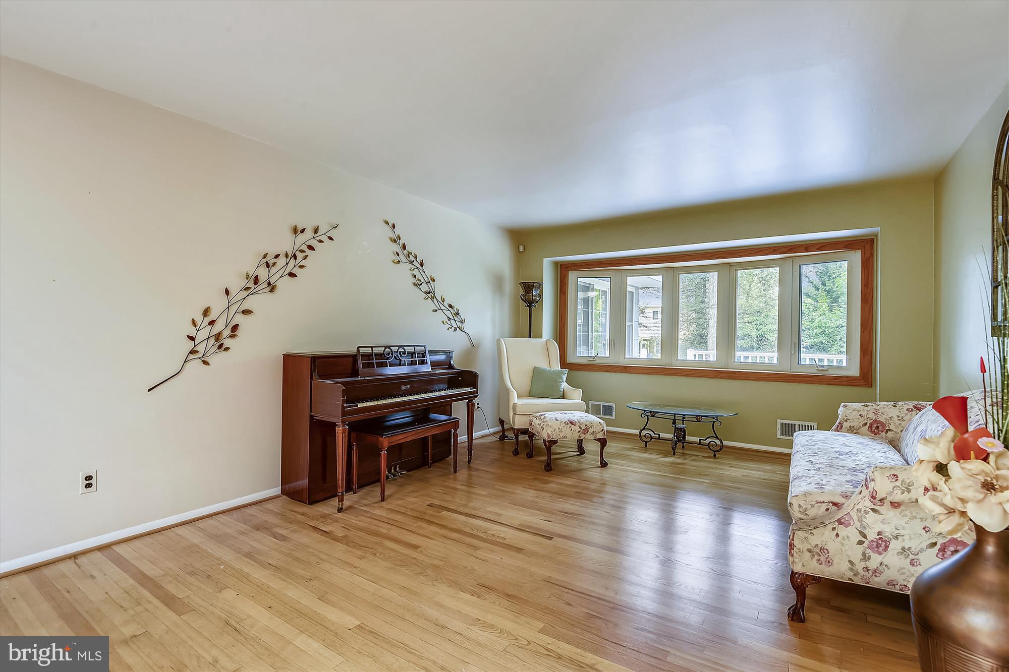 106 Sherburn Road Severna Park, MD 21146 - Photo 5 of 61
