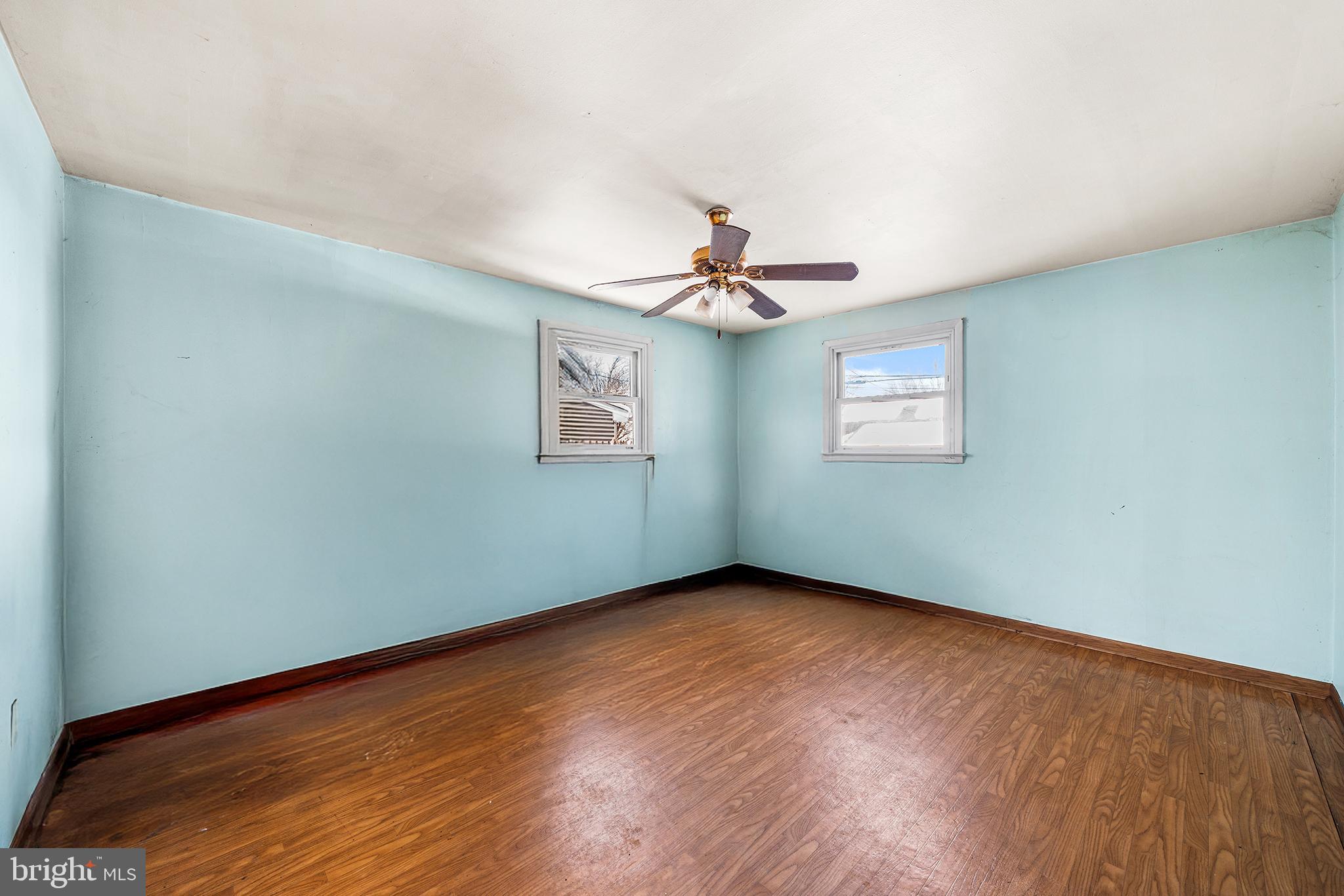 1103 Nancy Drive Croydon, PA 19021 - Photo 8 of 22 Large family room
