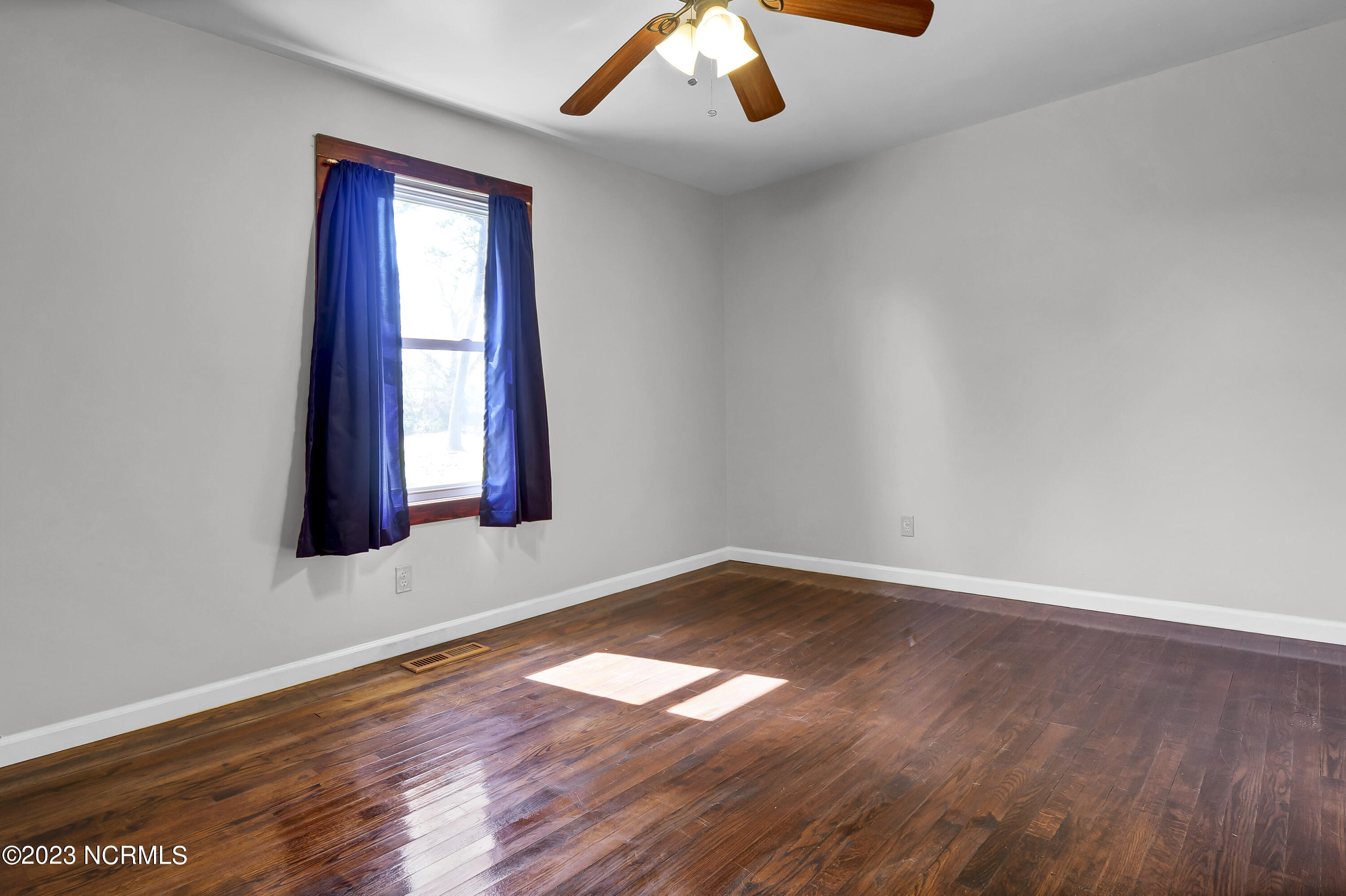 304 Preston Road Jacksonville, NC 28540 - Photo 22 of 27 P1099387