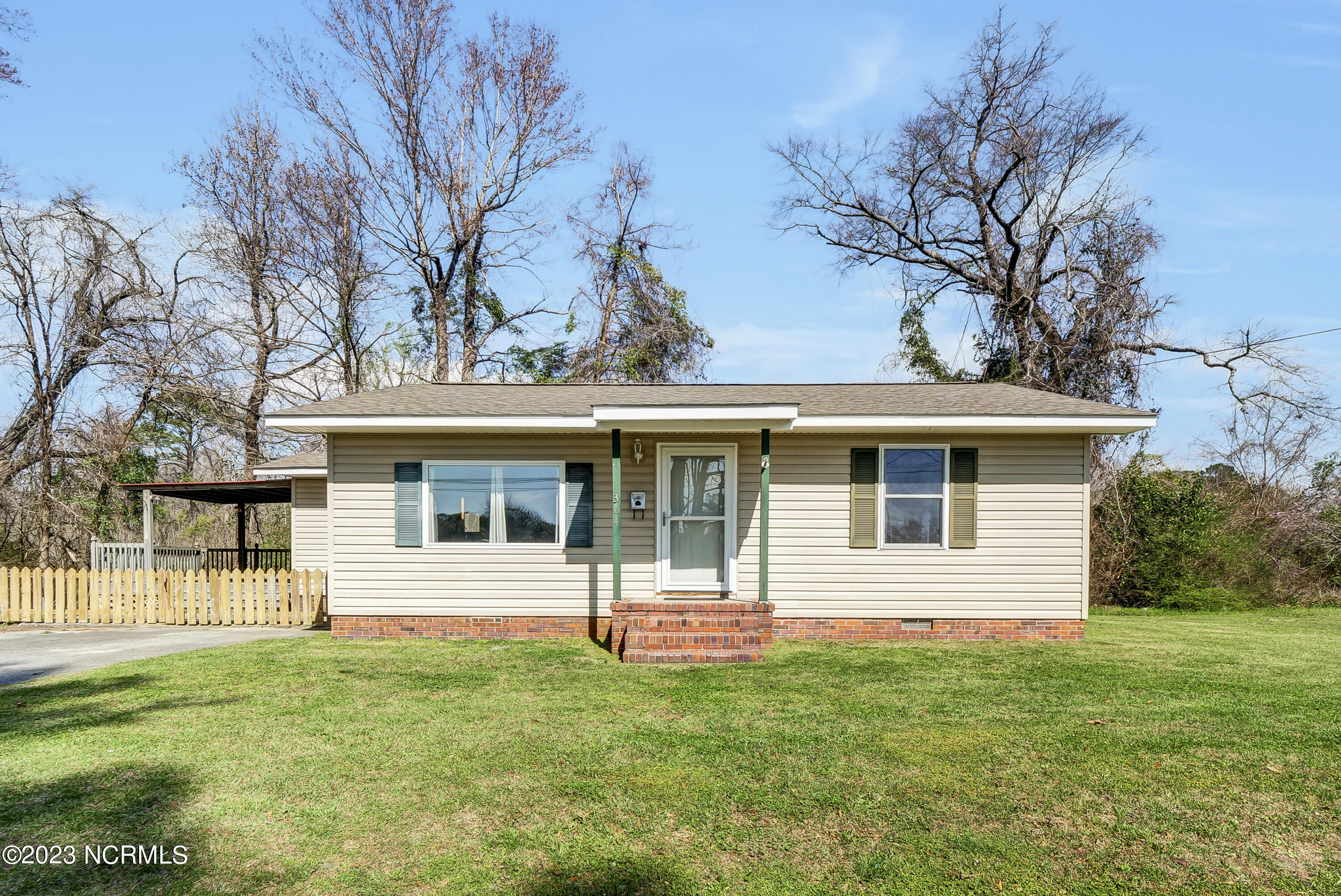 304 Preston Road Jacksonville, NC 28540 - Photo 6 of 27 P1099212