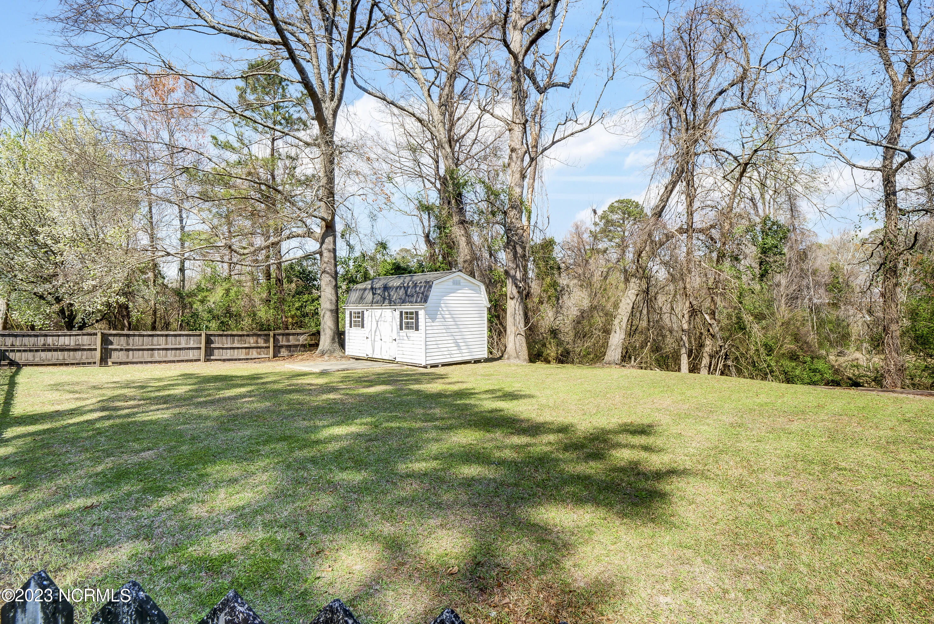 304 Preston Road Jacksonville, NC 28540 - Photo 7 of 27 P1099233