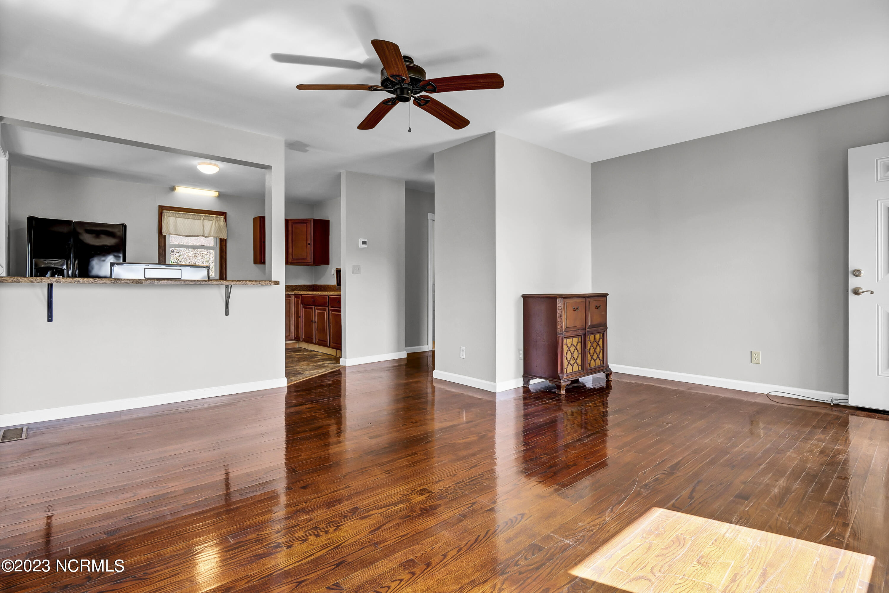 304 Preston Road Jacksonville, NC 28540 - Photo 10 of 27 P1099275