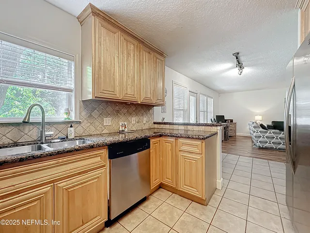 $135,000 | 3434 Blanding Boulevard, Unit 116, Jacksonville, FL 32210