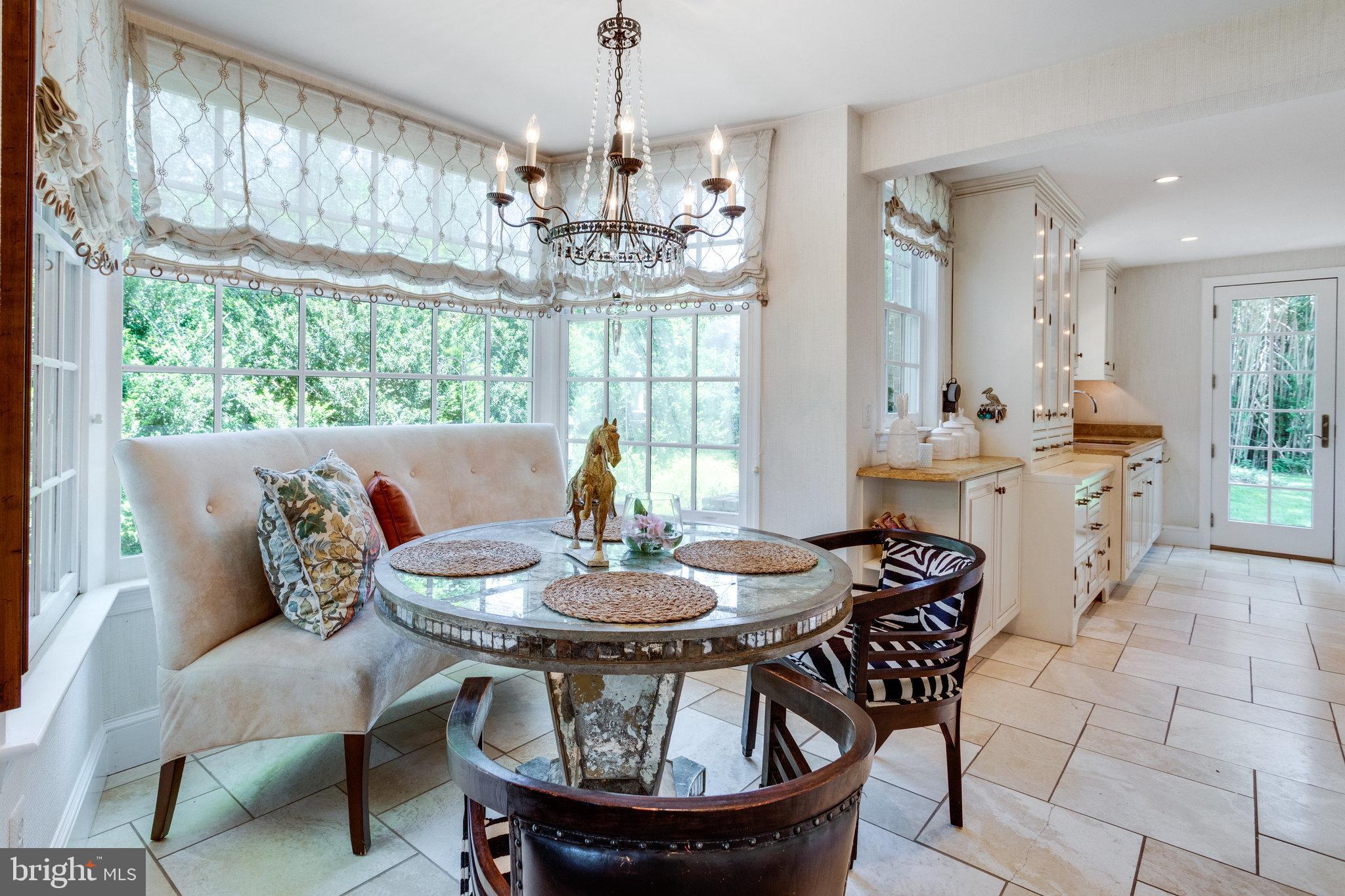 7732 Georgetown Pike McLean, VA 22102 - Photo 13 of 52