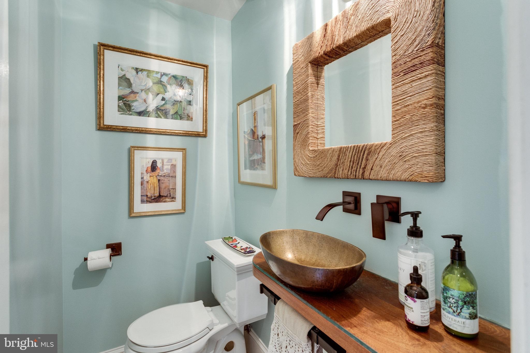 7732 Georgetown Pike McLean, VA 22102 - Photo 18 of 52