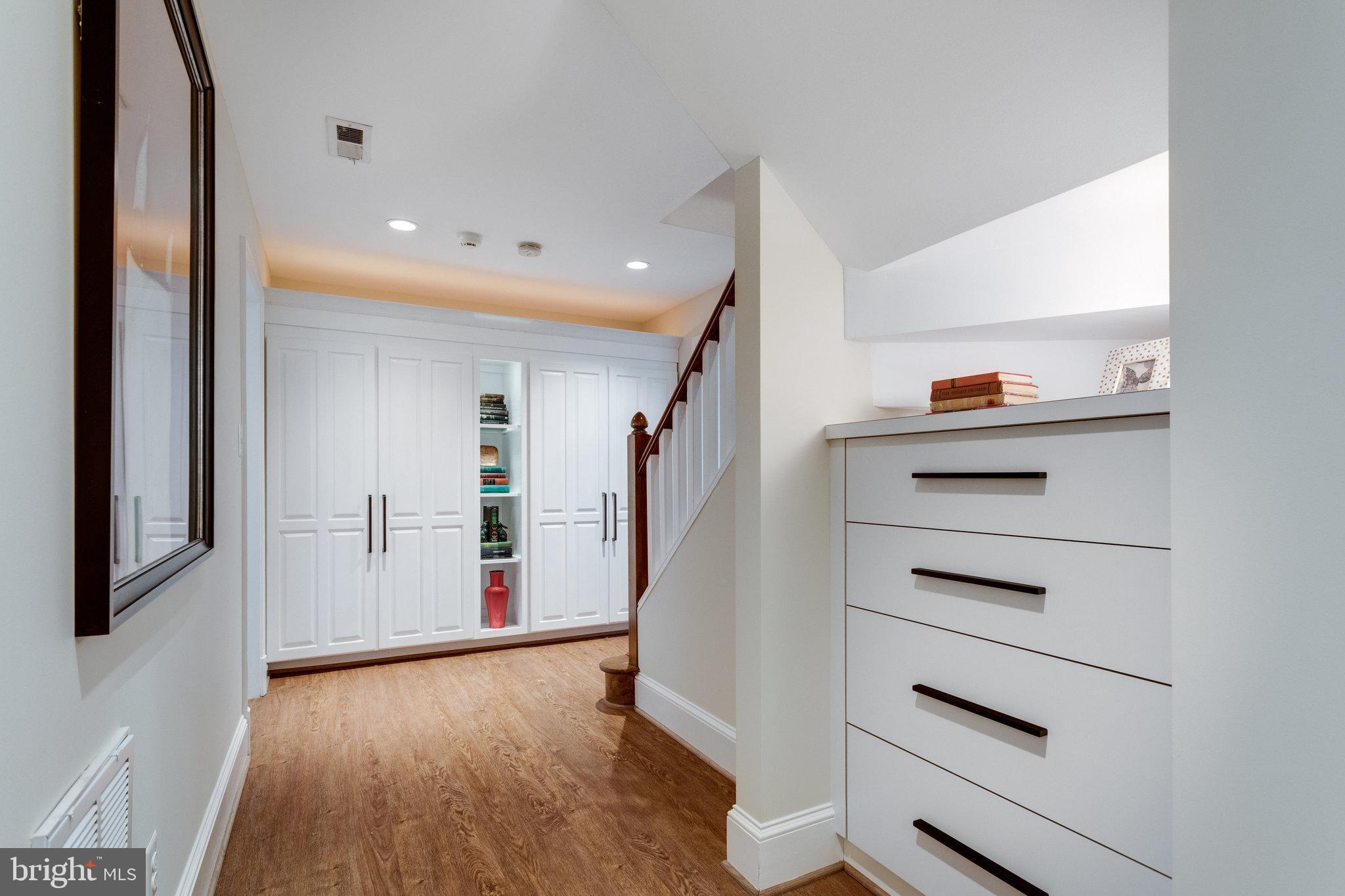 7732 Georgetown Pike McLean, VA 22102 - Photo 26 of 52