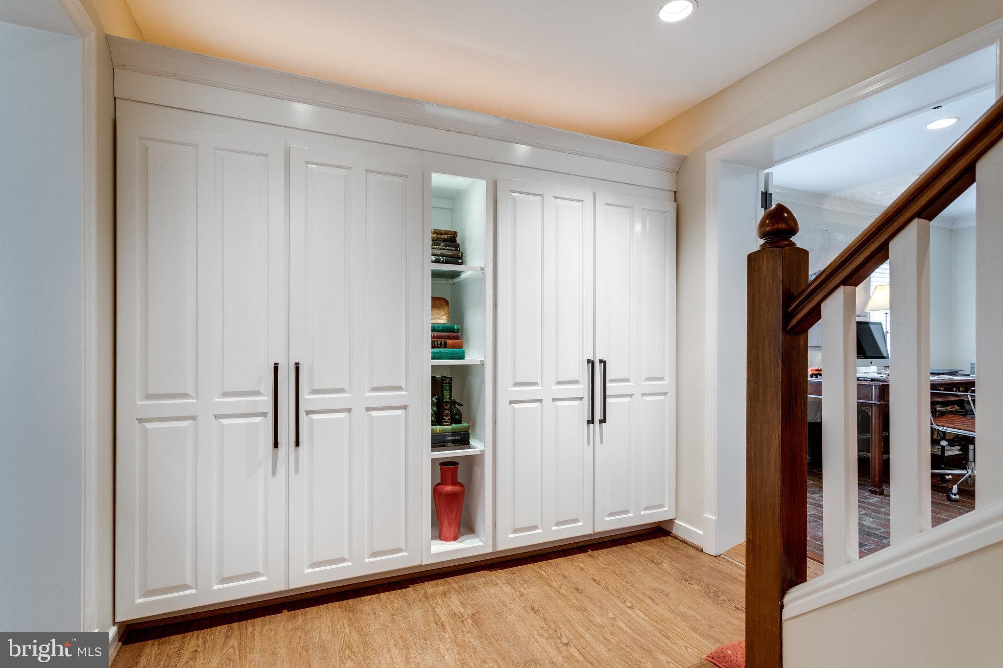 7732 Georgetown Pike McLean, VA 22102 - Photo 27 of 52