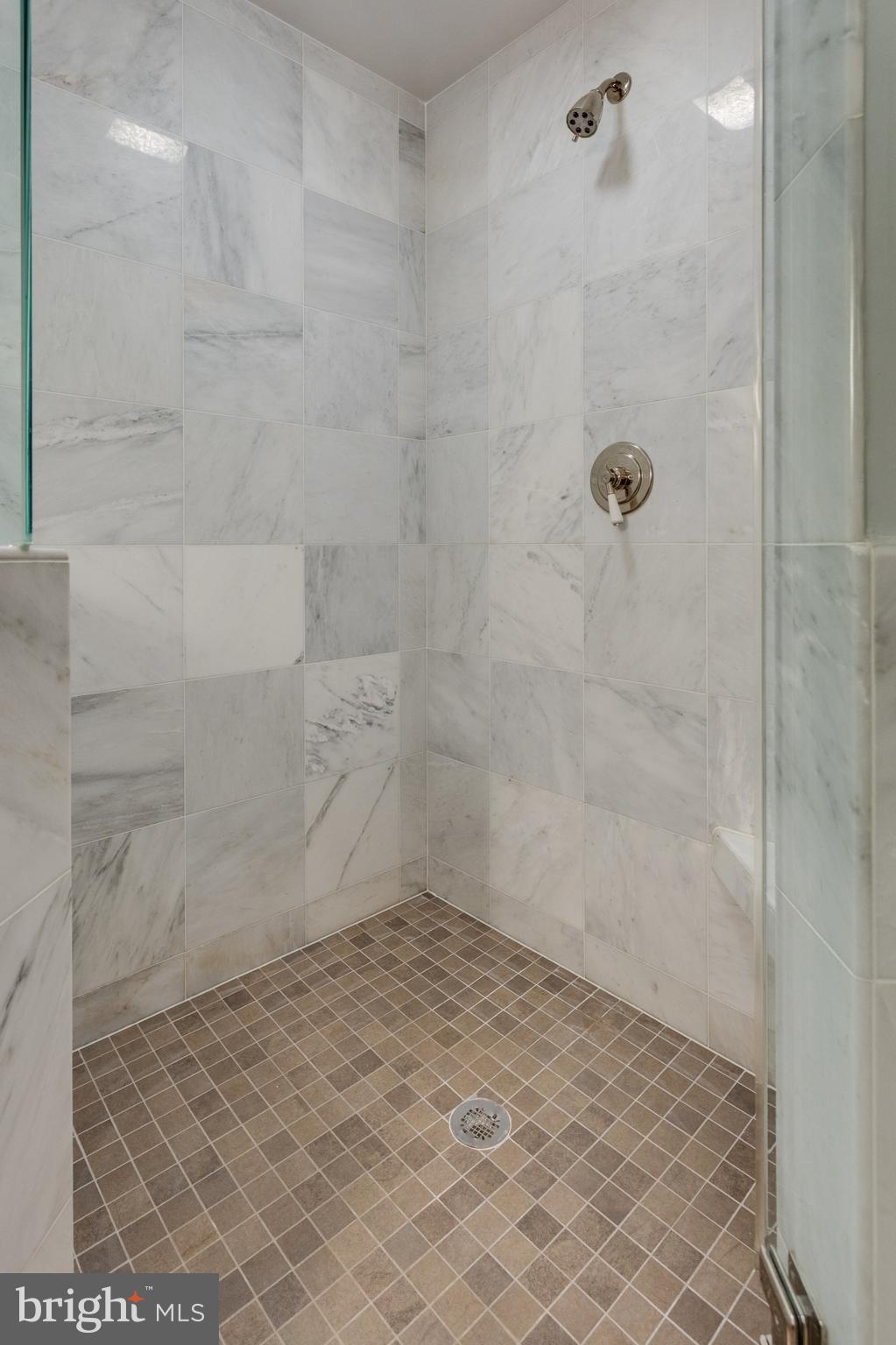 7732 Georgetown Pike McLean, VA 22102 - Photo 32 of 52