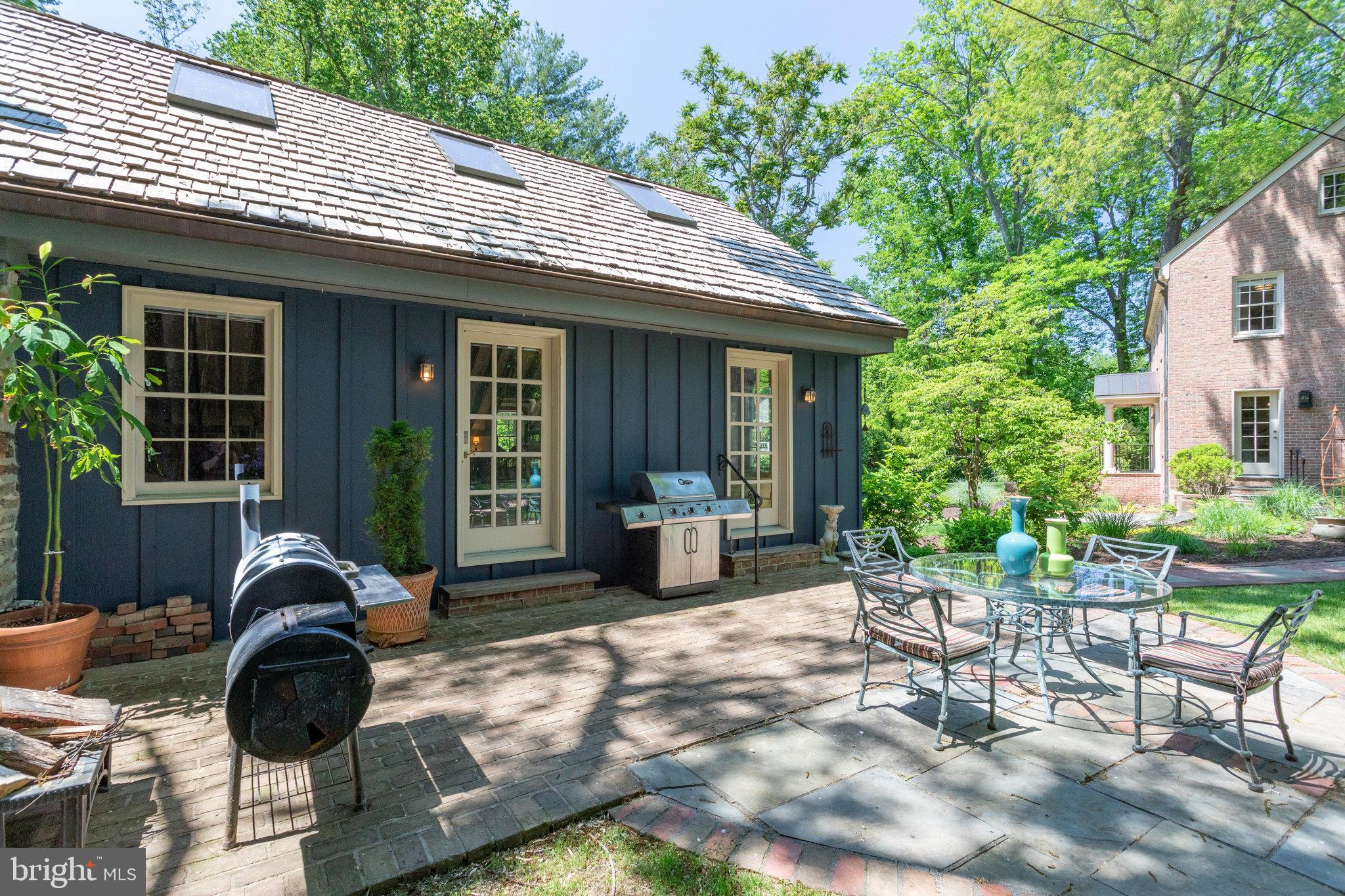 7732 Georgetown Pike McLean, VA 22102 - Photo 36 of 52