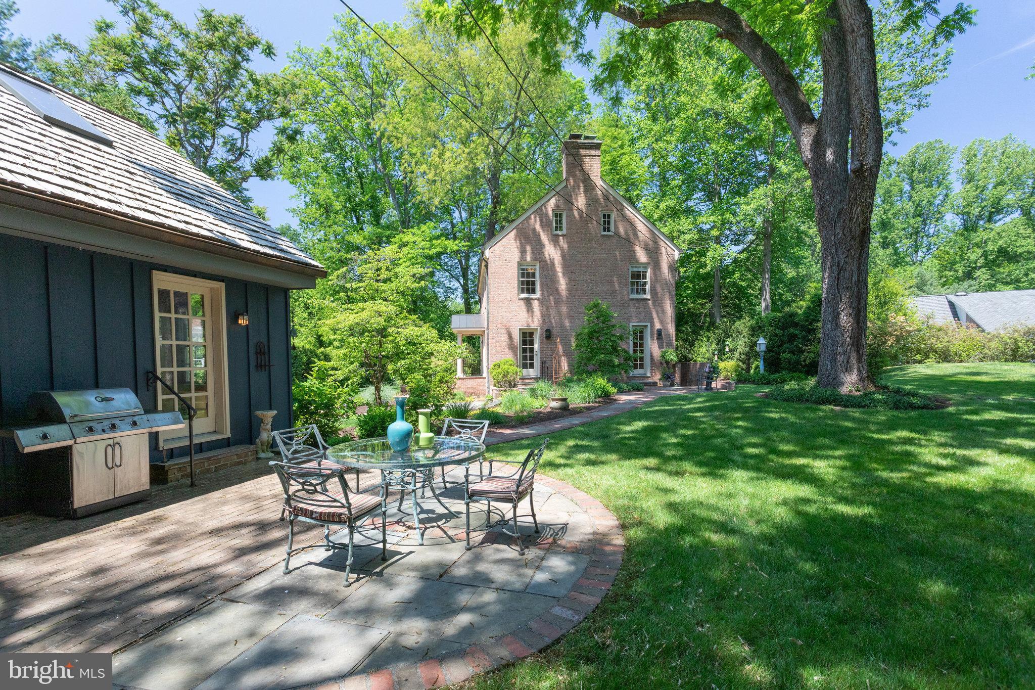 7732 Georgetown Pike McLean, VA 22102 - Photo 37 of 52