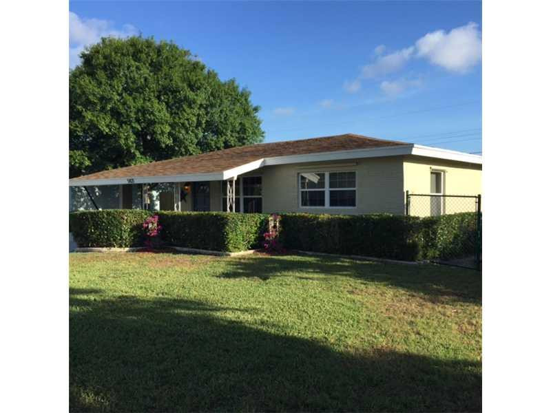 5421 Garfield Road Delray Beach, FL 33484 - Photo 1 of 19 Exterior Front