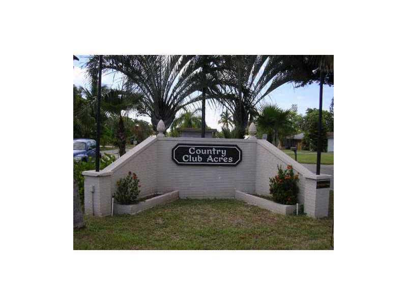 5421 Garfield Road Delray Beach, FL 33484 - Photo 17 of 19 Exterior Front