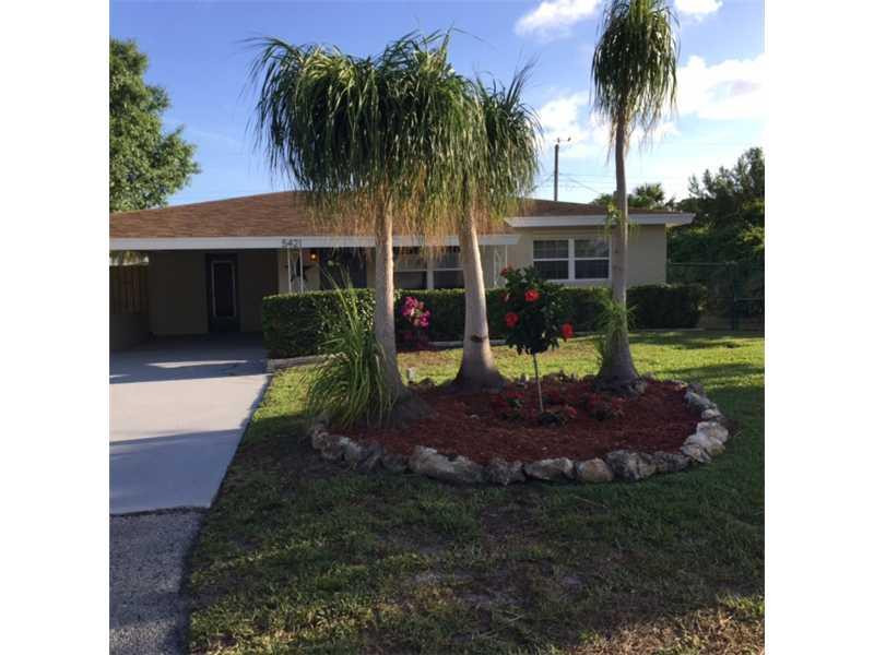 5421 Garfield Road Delray Beach, FL 33484 - Photo 2 of 19 Exterior Front
