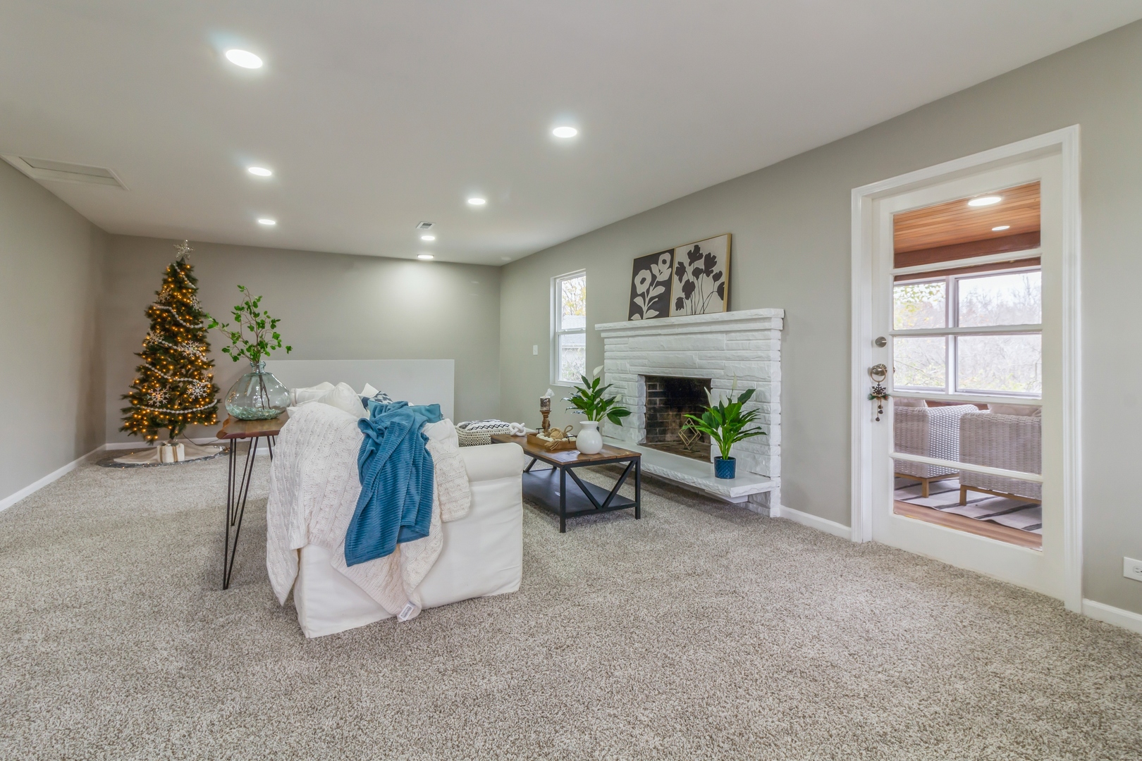 11 Vale Road West Chicago, IL 60185 - Photo 11 of 15 a view of a livingroom with furniture and a fireplace