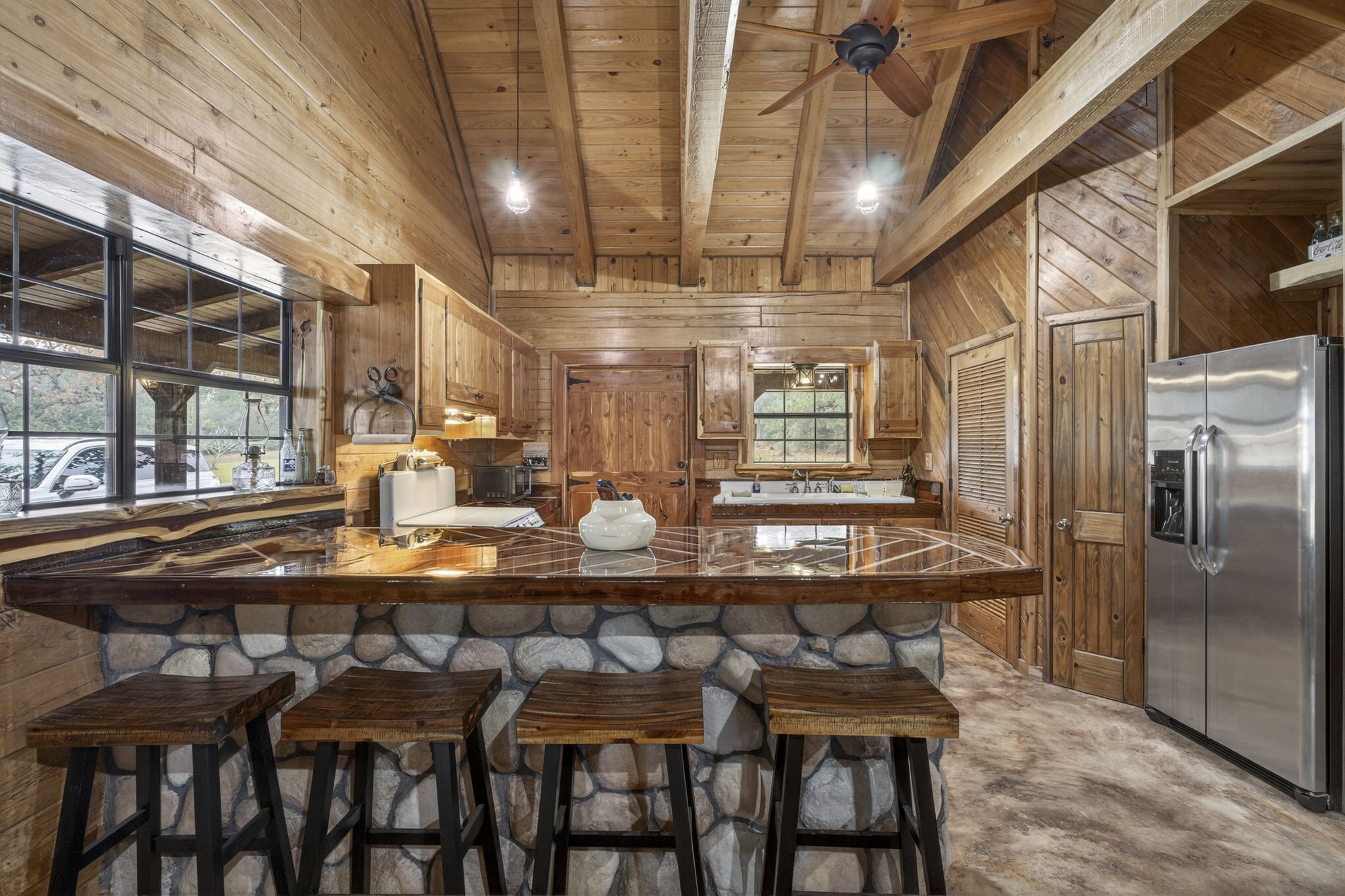 3723 Farm To Market 256 Colmesneil, TX 75938 - Photo 8 of 37