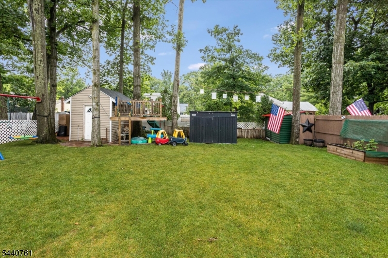 30 Hunterdon Road West Orange, NJ 07052 - Photo 26 of 28