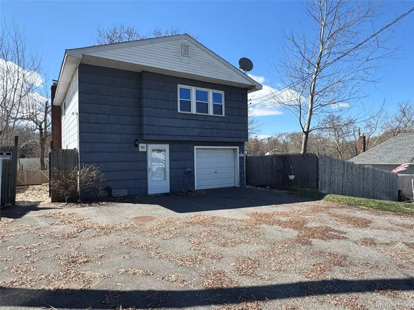 $4,200 | 40 Whitestone Road, Sound Beach, NY 11789