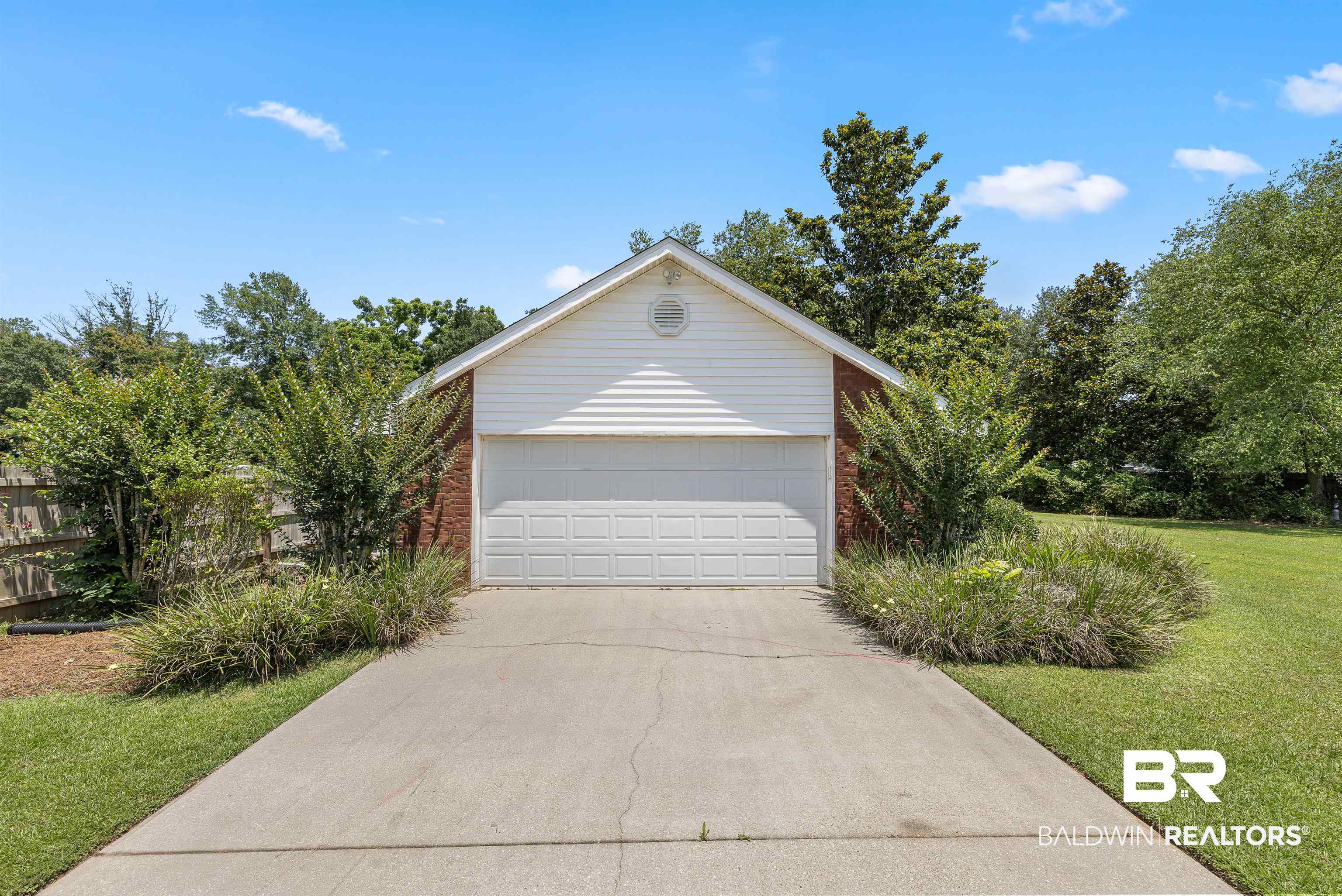 12892 Hunters Chase Foley, AL 36535 - Photo 31 of 40 Detached Garage