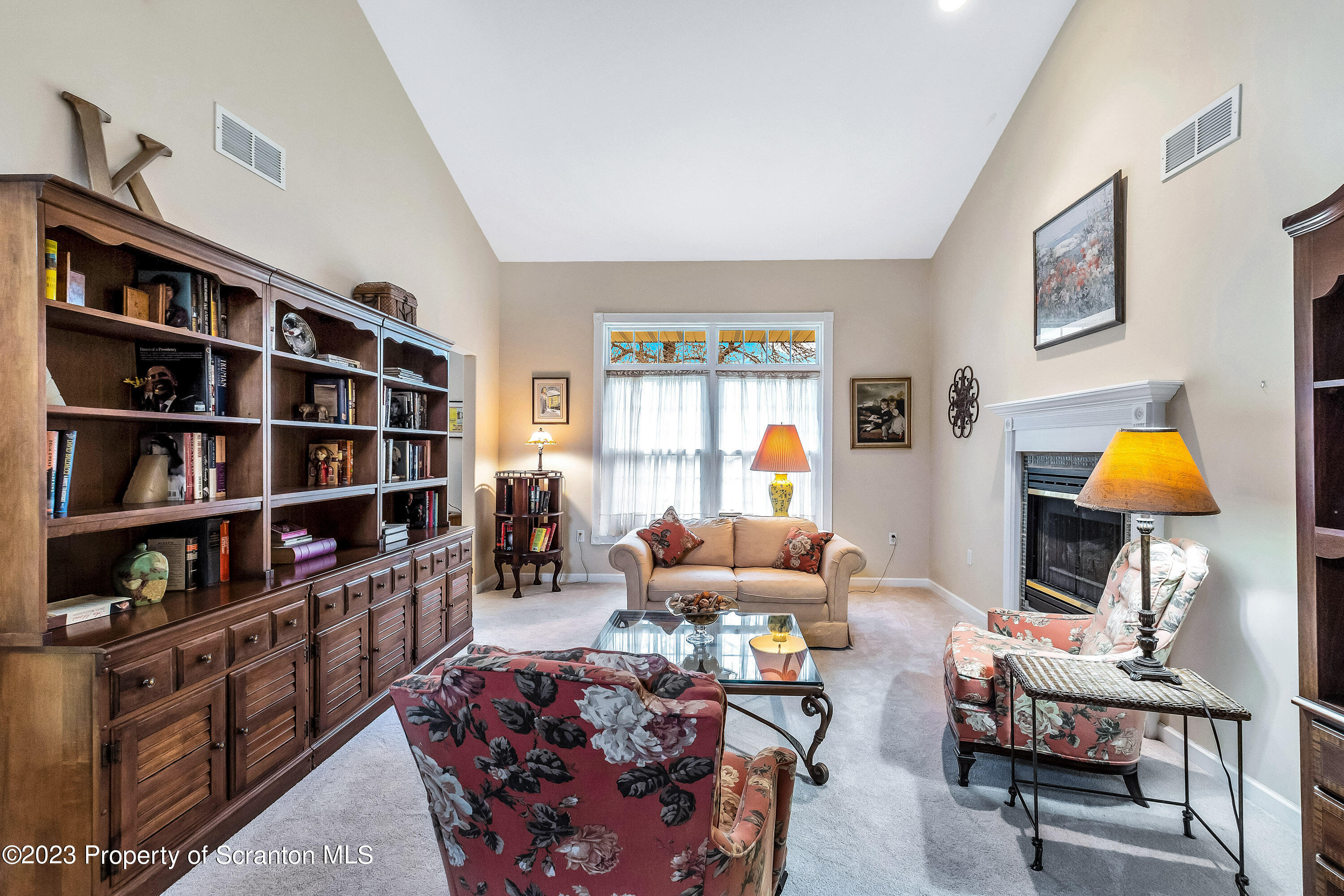 876 Scott Road Clarks Summit, PA 18411 - Photo 6 of 50 Gallery Image 6