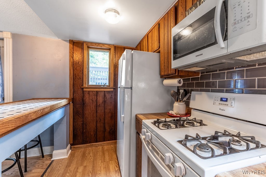 9523 South Protection Road Holland, NY 14080 - Photo 14 of 39