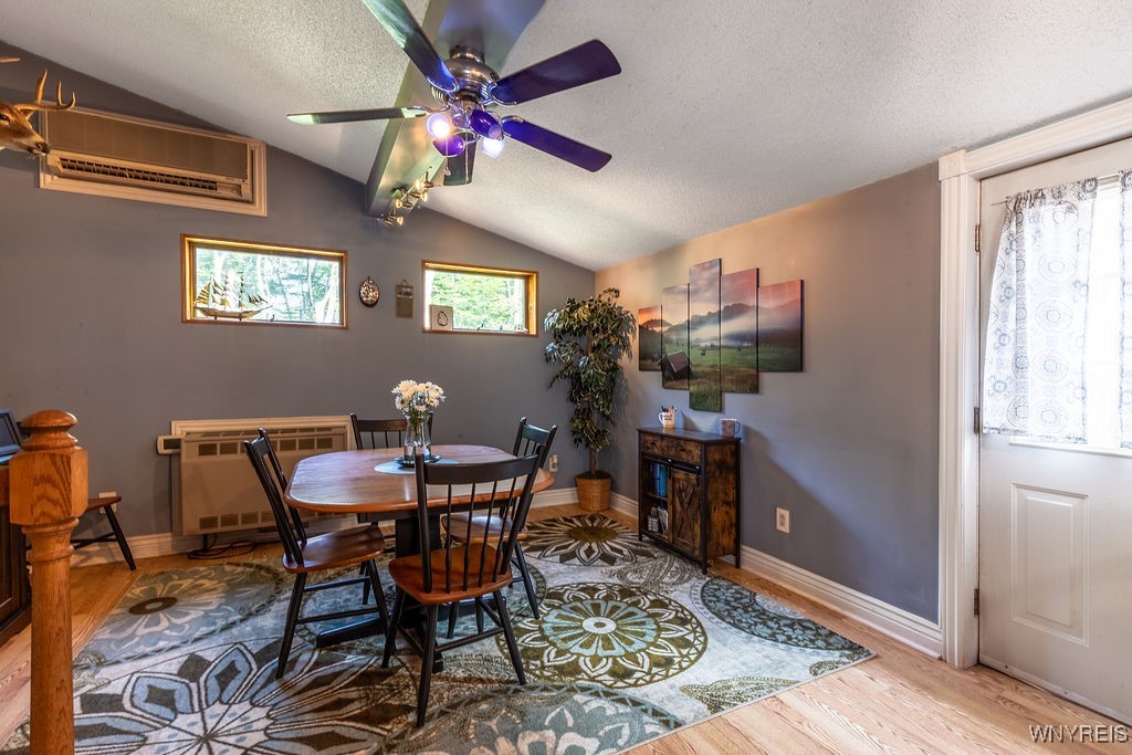 9523 South Protection Road Holland, NY 14080 - Photo 8 of 39