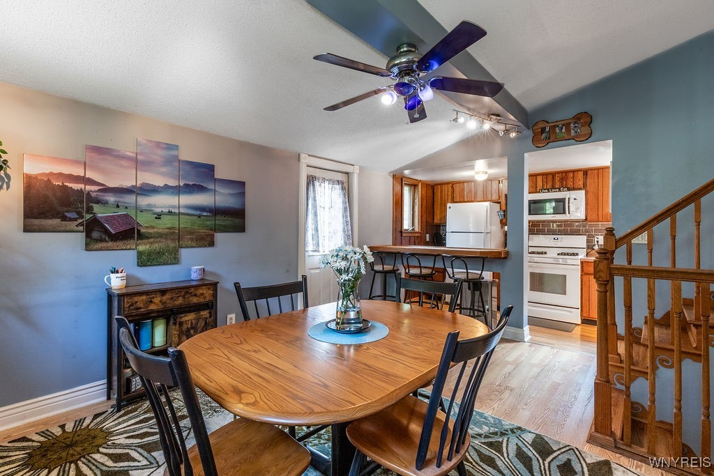 9523 South Protection Road Holland, NY 14080 - Photo 9 of 39