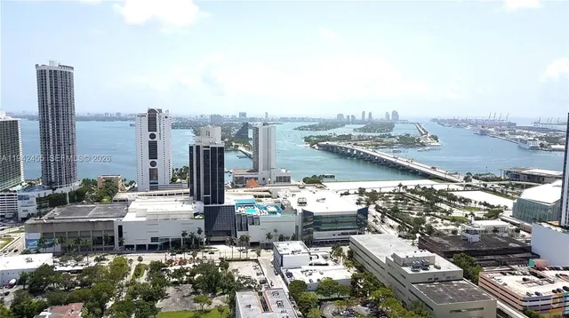 a picture of city view