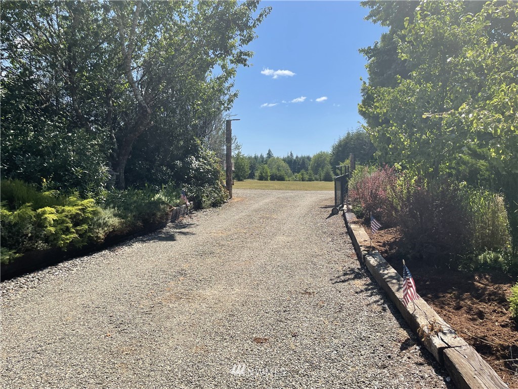 5008 Wishkah Road Aberdeen, WA 98520 - Photo 5 of 40 Gallery Image 5