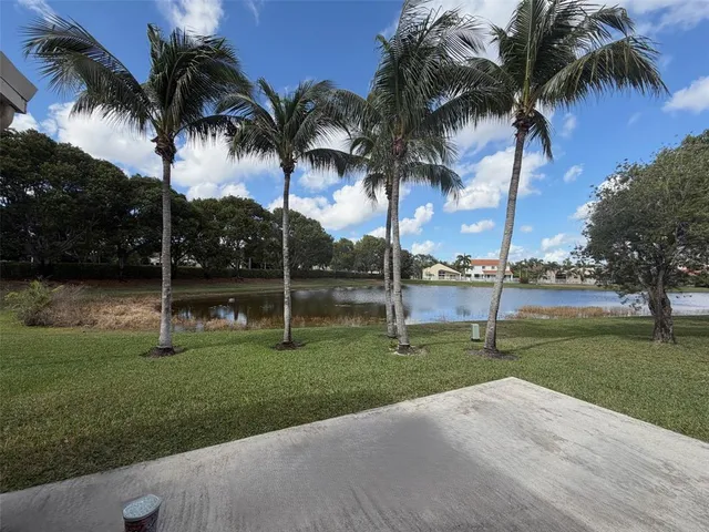 $679,000 | 853 Sand Creek Circle, Fort Lauderdale, FL 33327
