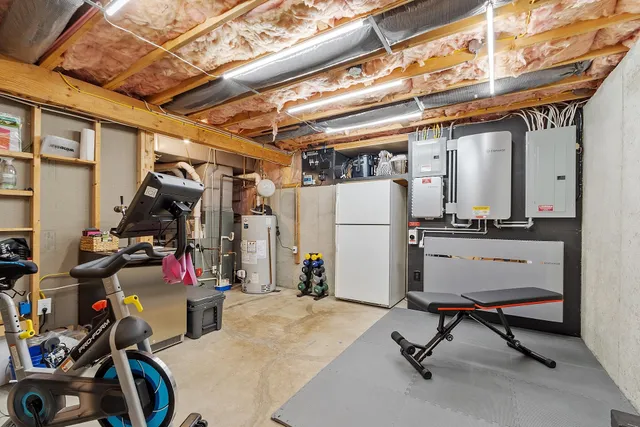 $739,000 | 162 Tiffany Lane, Manchester, NH 03104