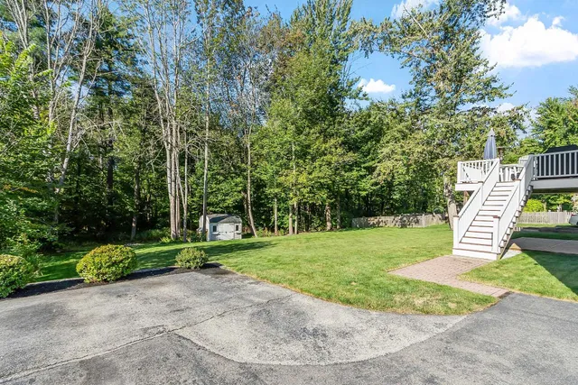 $739,000 | 162 Tiffany Lane, Manchester, NH 03104