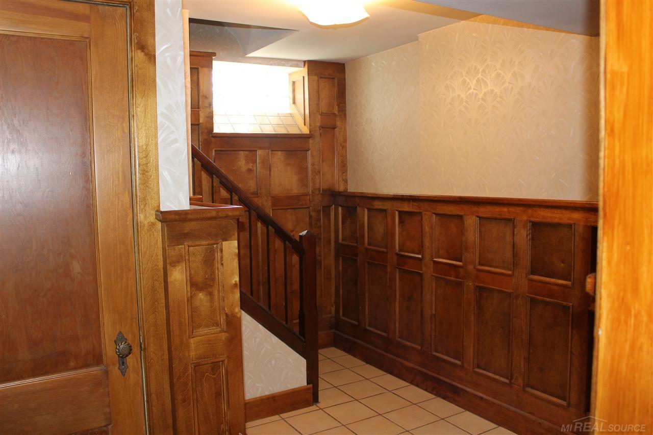 796-798 Trombley Road Grosse Pointe, MI 48230 - Photo 46 of 54 31303729-45.JPG
