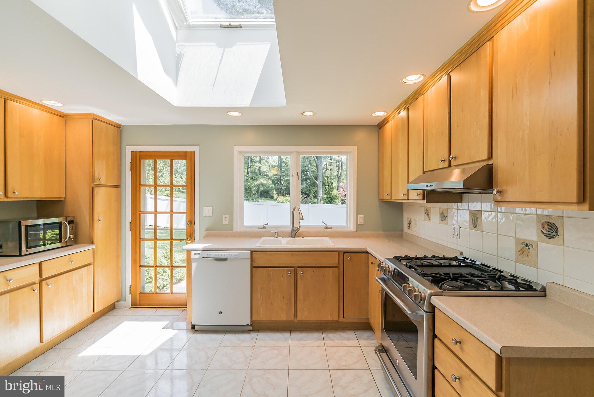 200 Berwind Road Wayne, PA 19087 - Photo 17 of 38