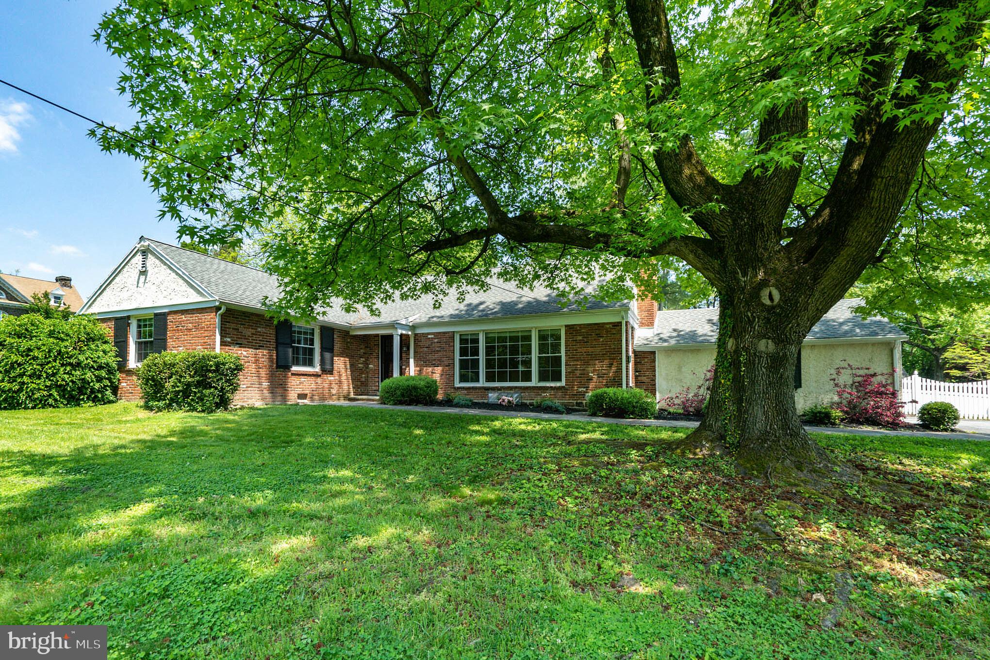 200 Berwind Road Wayne, PA 19087 - Photo 3 of 38