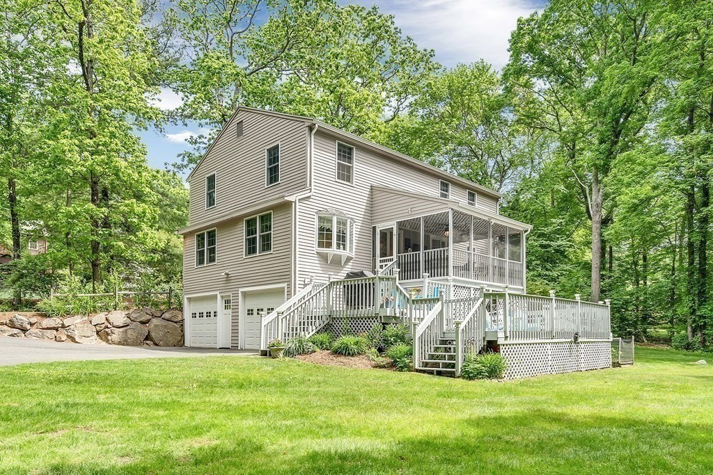 34 Alexander Road Hopkinton, MA 01748 - Photo 4 of 33 Gallery Image 4
