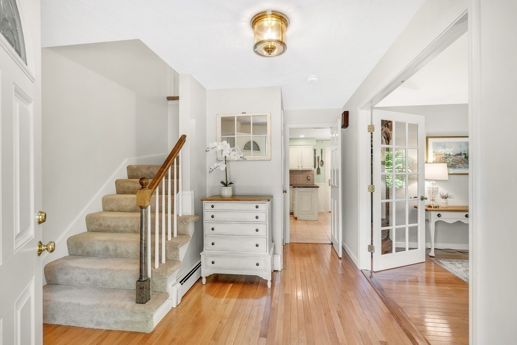 34 Alexander Road Hopkinton, MA 01748 - Photo 7 of 33 Gallery Image 7