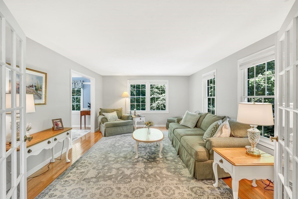 34 Alexander Road Hopkinton, MA 01748 - Photo 8 of 33 Gallery Image 8