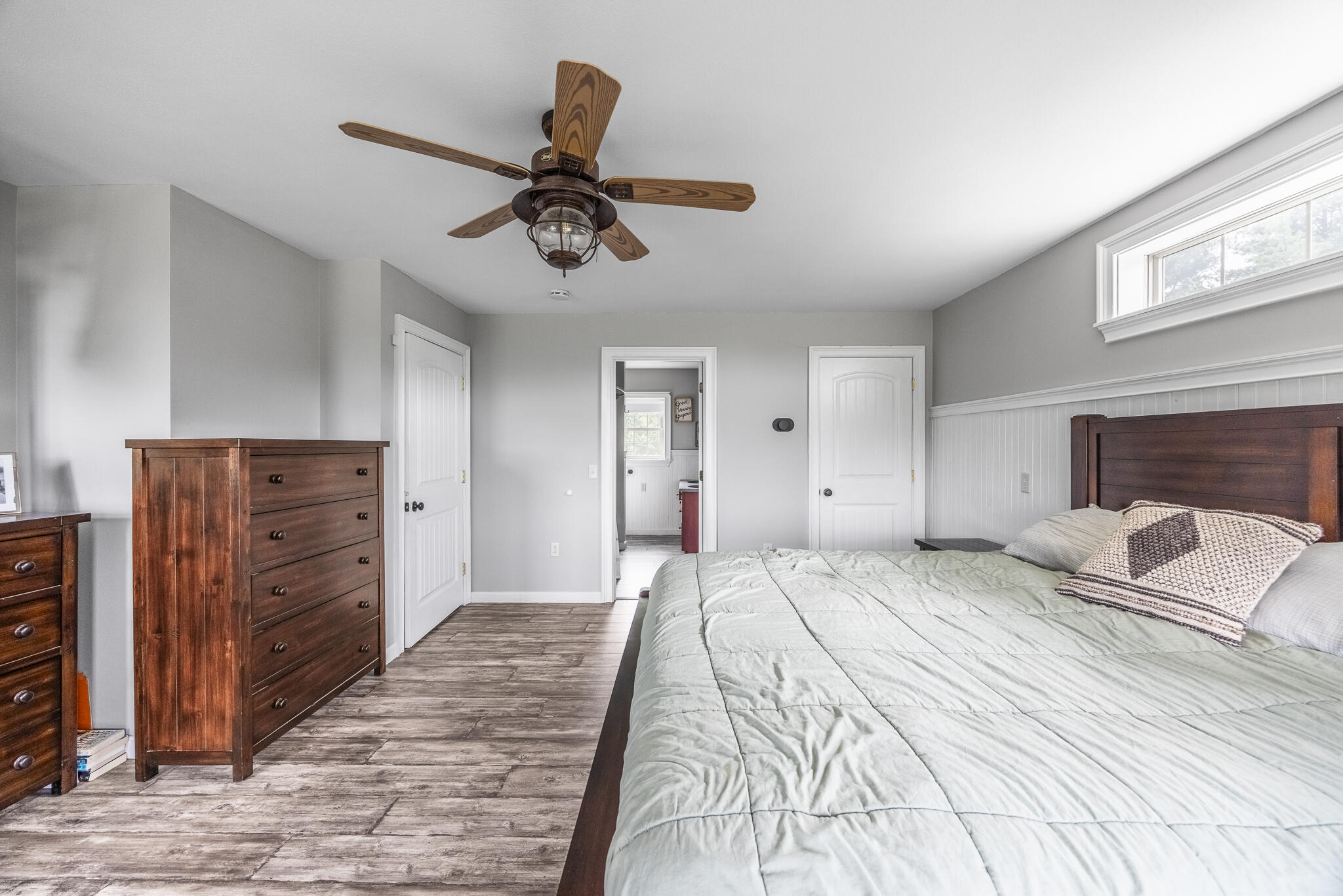 400 Enfield Road Lincoln, ME 04457 - Photo 32 of 44 Lincoln Interiors-15
