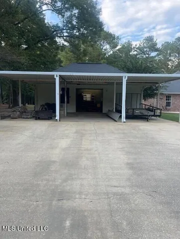 $344,000 | 1125 Deerfield Road, Summit, MS 39666