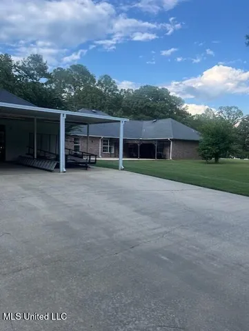 $344,000 | 1125 Deerfield Road, Summit, MS 39666