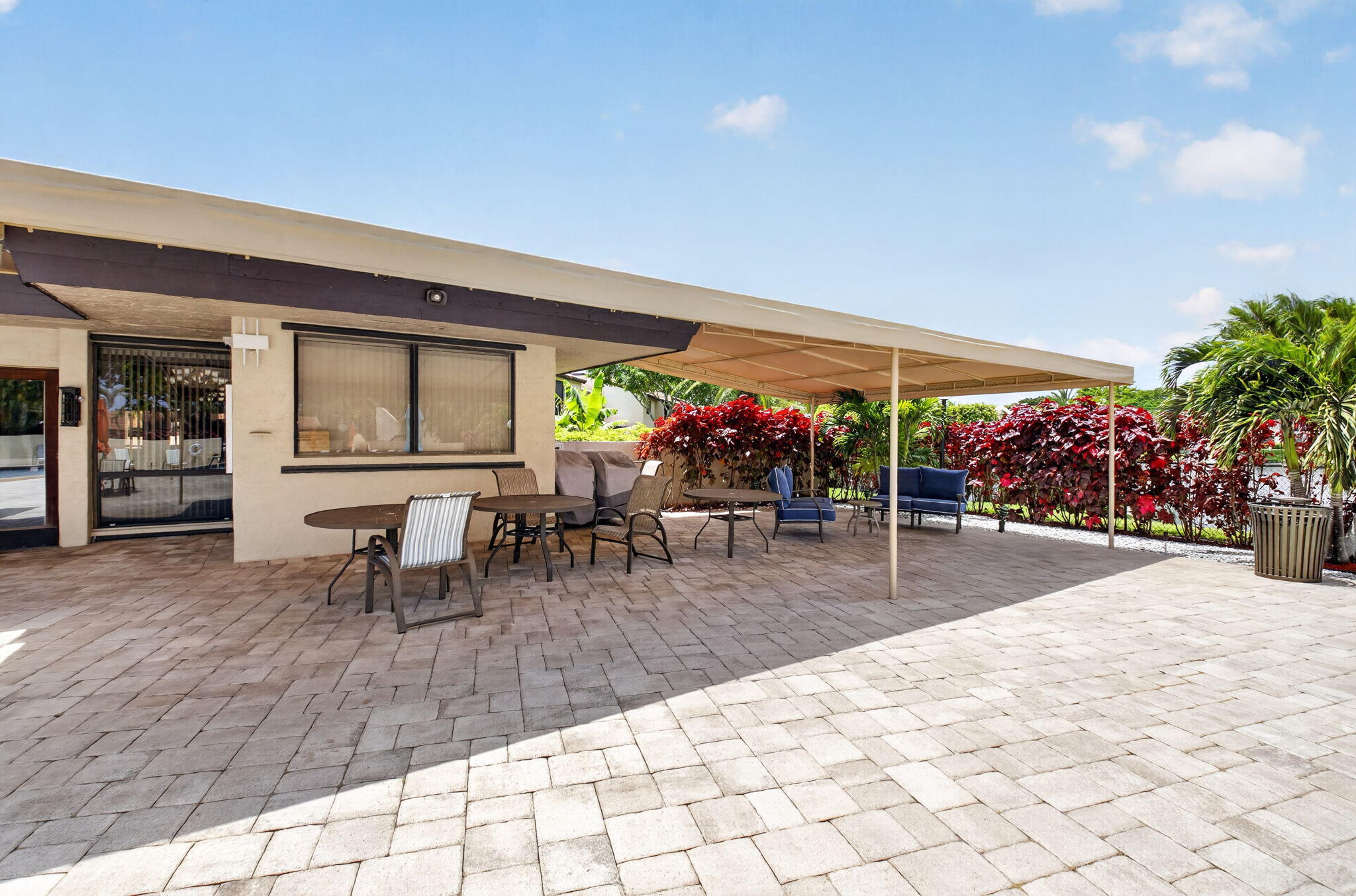 9299 Vista Del Lago, Unit 16D Boca Raton, FL 33428 - Photo 30 of 39 Community Pool Deck